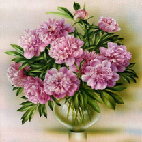 Пионы в круглой прозрачной вазе (20шт)